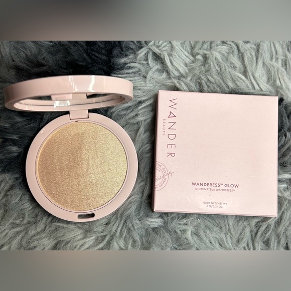 WANDER BEAUTY Wanderess Glow Highlighter
(After Hours) - Picture 1 of 13